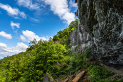 Tall shot of rock formation on Indian Ladder Trail (Thacher State Park)